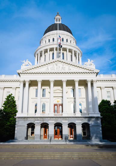 California cannabis business owners are now required to establish a surety bond.